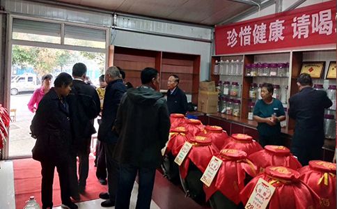 開店賣散酒在什么地方合適？純糧散酒品牌前10名